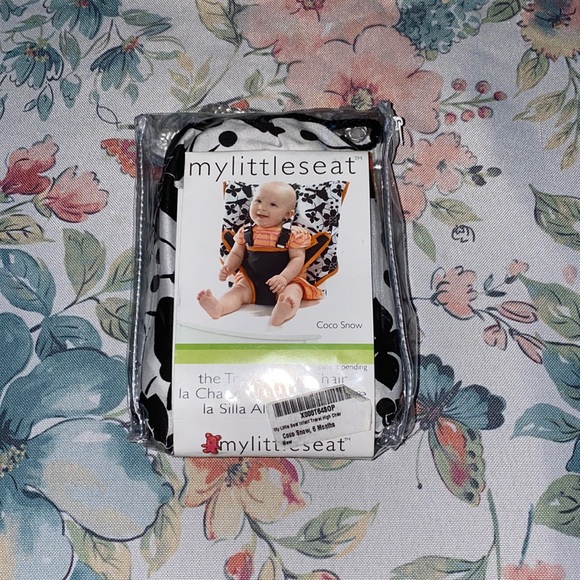 NEW MY LITTLE SEAT The Original Easy Seat Portable High Chair Cloth Travel Chair - Picture 1 of 4